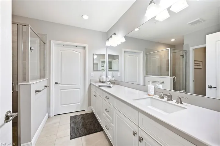 2318 Sawyers Hill Rd 103, Naples, Florida 34120