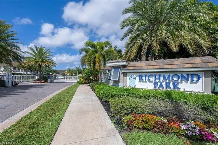 2318 Sawyers Hill Rd 103, Naples, Florida 34120