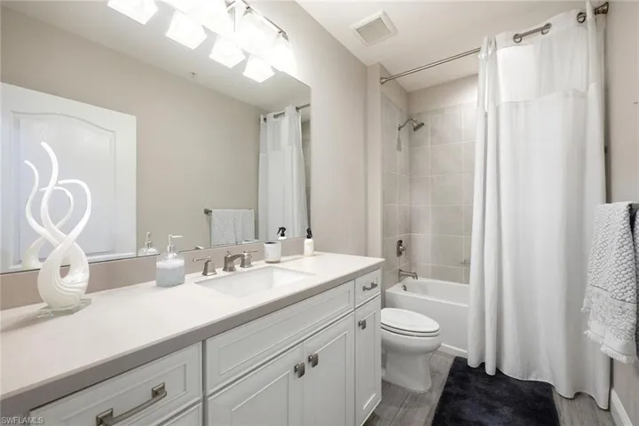 2318 Sawyers Hill Rd 103, Naples, Florida 34120