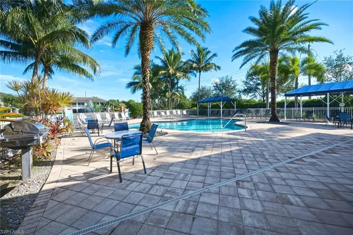 2318 Sawyers Hill Rd 103, Naples, Florida 34120