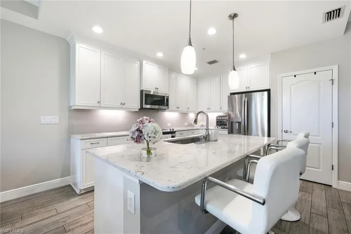2318 Sawyers Hill Rd 103, Naples, Florida 34120