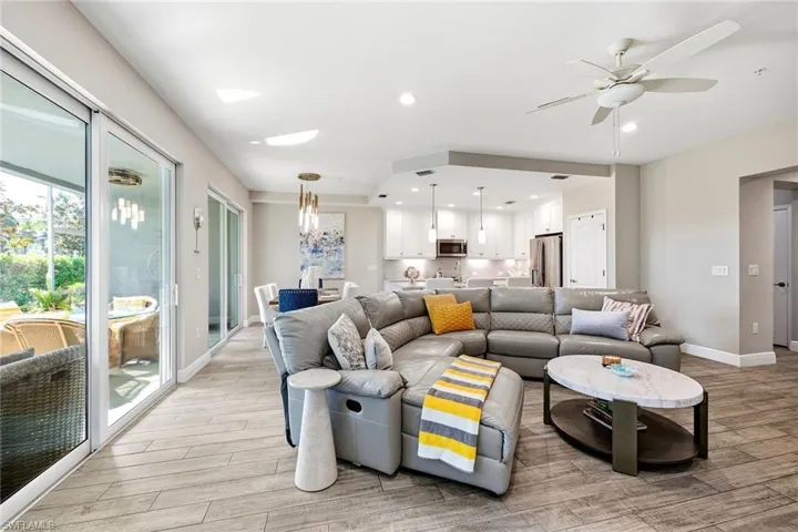 2318 Sawyers Hill Rd 103, Naples, Florida 34120