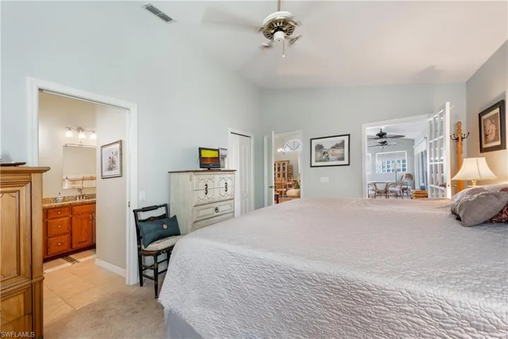 253  Countryside  DR, Naples, FL 34104