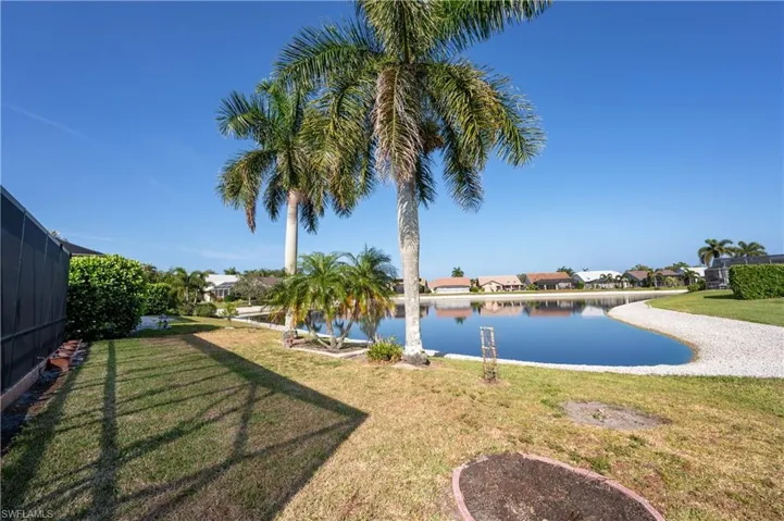 253  Countryside  DR, Naples, FL 34104