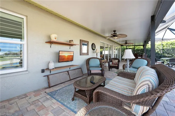 253  Countryside  DR, Naples, FL 34104