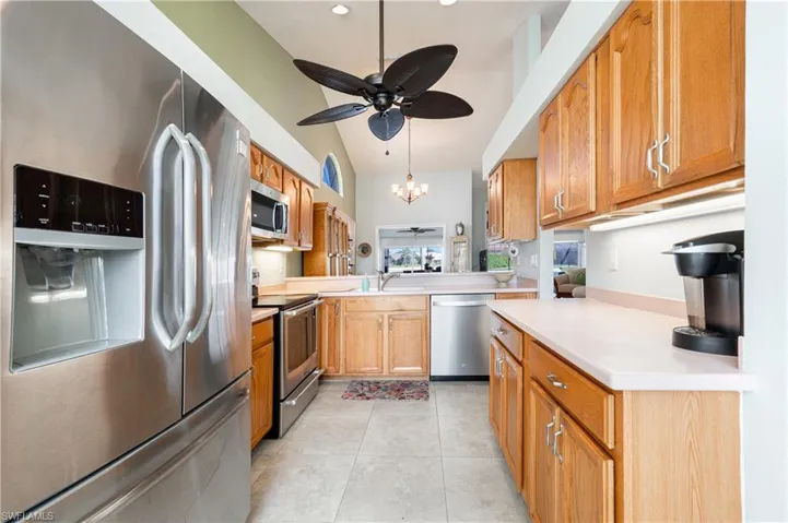 253  Countryside  DR, Naples, FL 34104