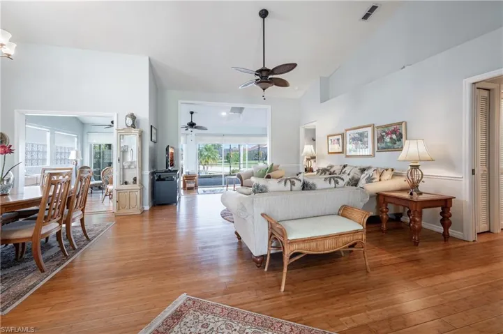 253  Countryside  DR, Naples, FL 34104