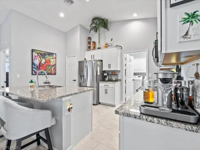 4317 Nw 34th Ln, Cape Coral, Florida 33993