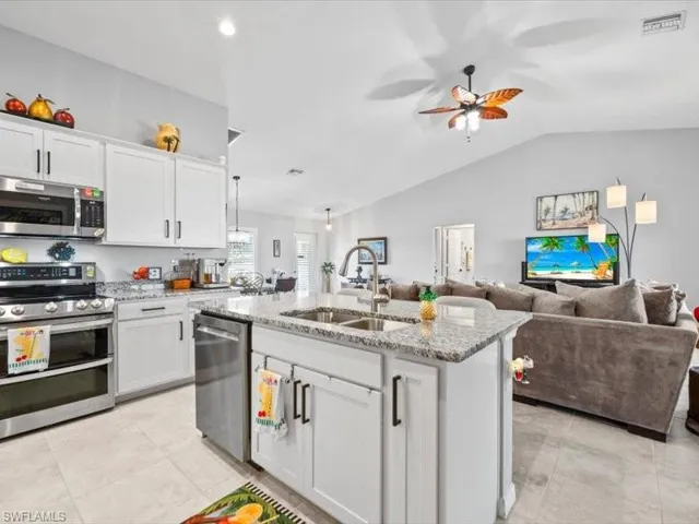 4317 Nw 34th Ln, Cape Coral, Florida 33993