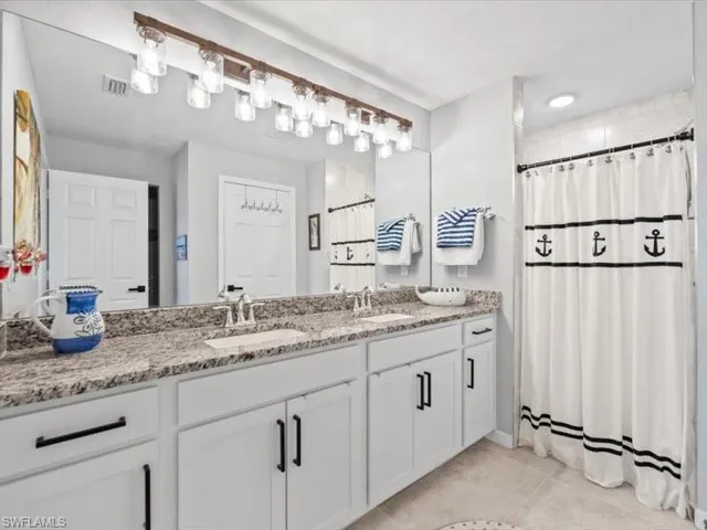 4317 Nw 34th Ln, Cape Coral, Florida 33993