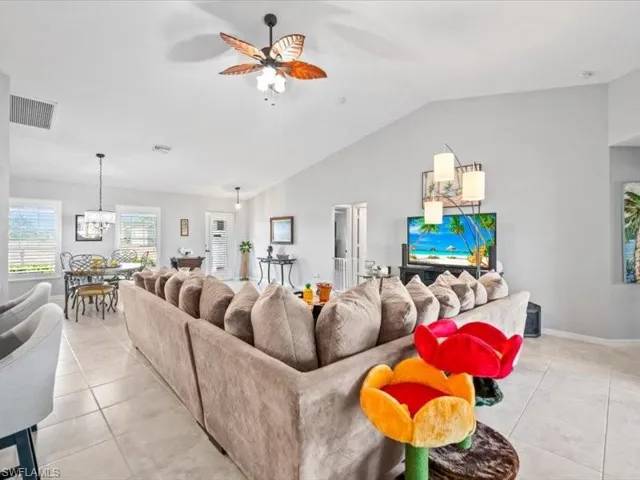 4317 Nw 34th Ln, Cape Coral, Florida 33993