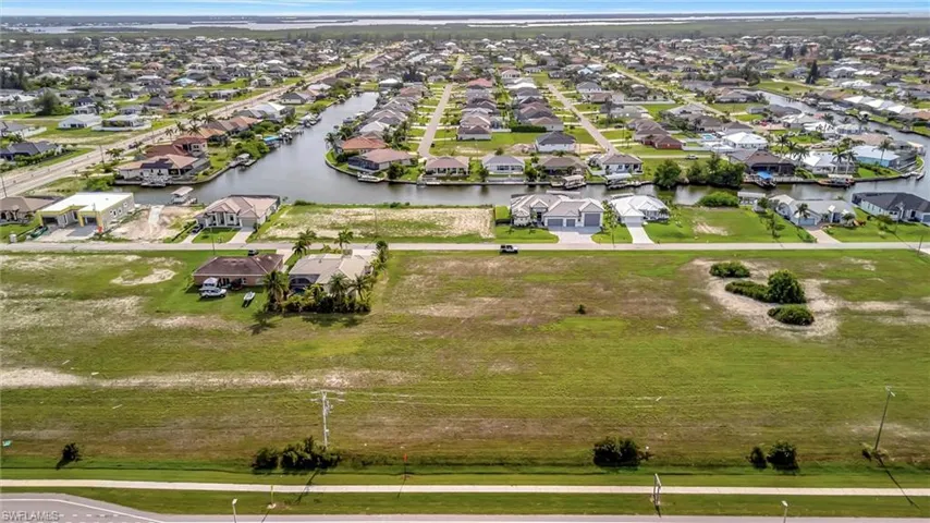 100 Burnt Store Rd, Cape Coral, Florida 33993