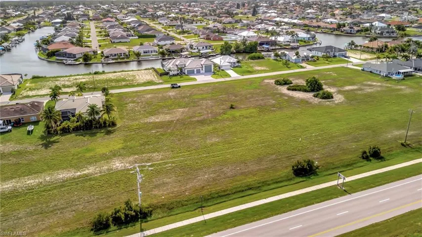 100 Burnt Store Rd, Cape Coral, Florida 33993
