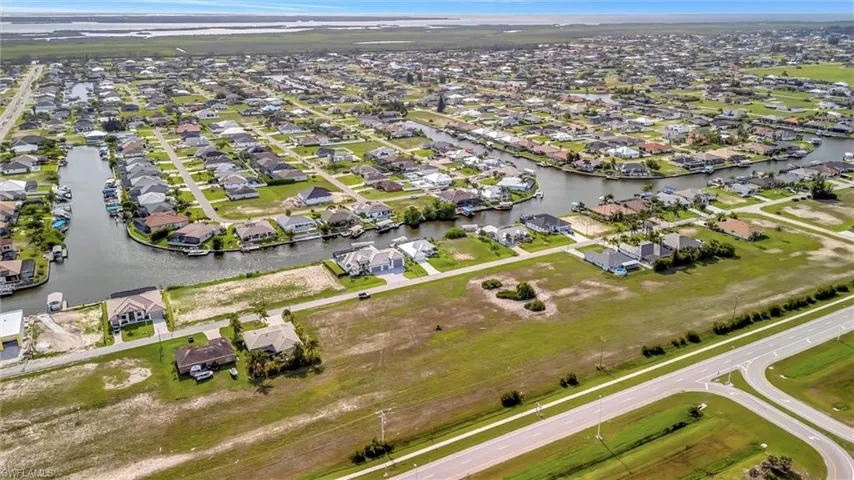 100 Burnt Store Rd, Cape Coral, Florida 33993
