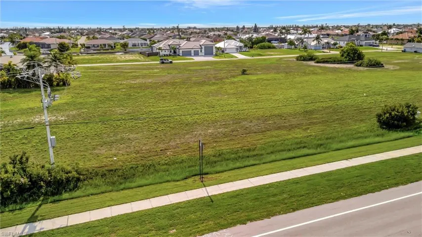 100 Burnt Store Rd, Cape Coral, Florida 33993