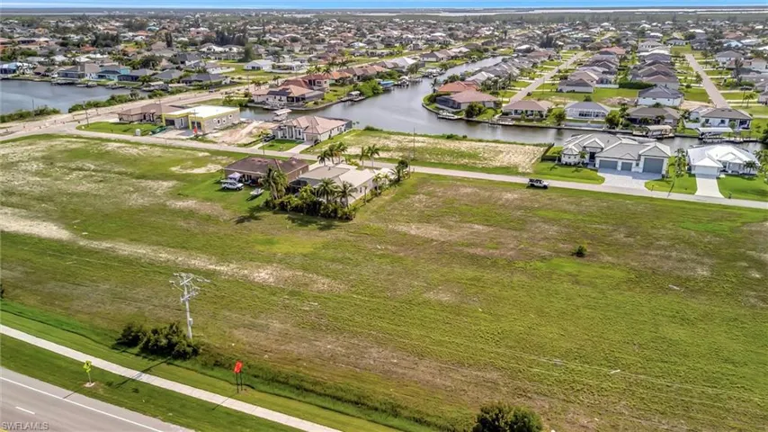 100 Burnt Store Rd, Cape Coral, Florida 33993