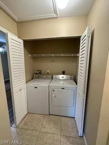 9211 Seville Rd, Fort Myers, Florida 33967
