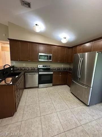 9211 Seville Rd, Fort Myers, Florida 33967