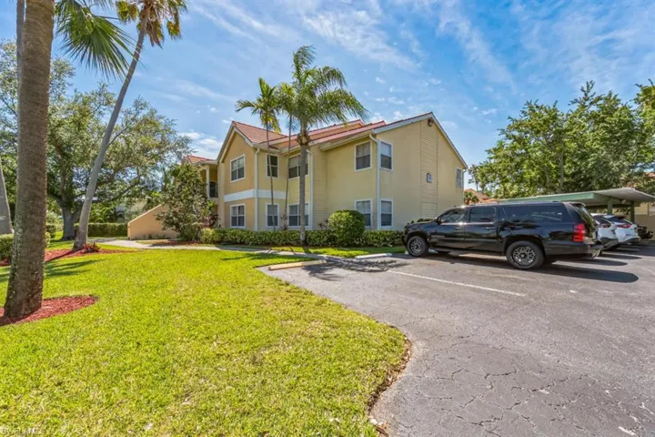 12750  Equestrian  CIR, Fort Myers, FL 33907