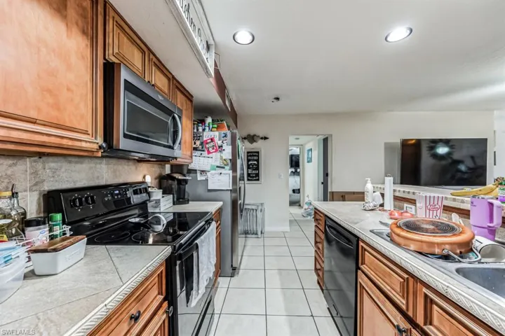 12750  Equestrian  CIR, Fort Myers, FL 33907