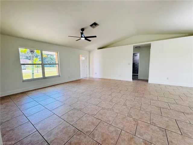 718 Rue Labeau Cir, Fort Myers, Florida 33913