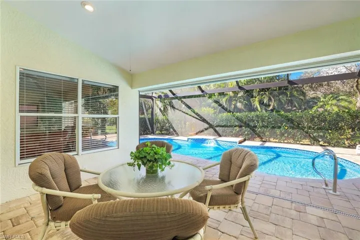 Private lanai space.