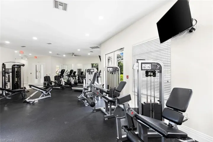 6659  Mangrove  WAY, Naples, FL 34109