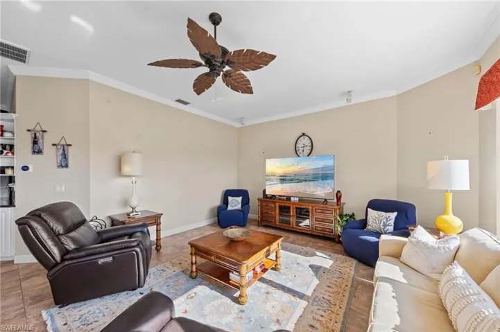 3733 Se 12th Pl, Cape Coral, Florida 33904
