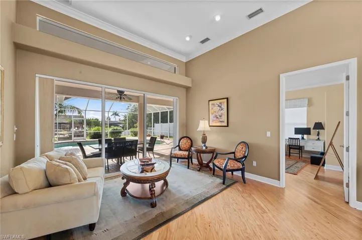 3733 Se 12th Pl, Cape Coral, Florida 33904