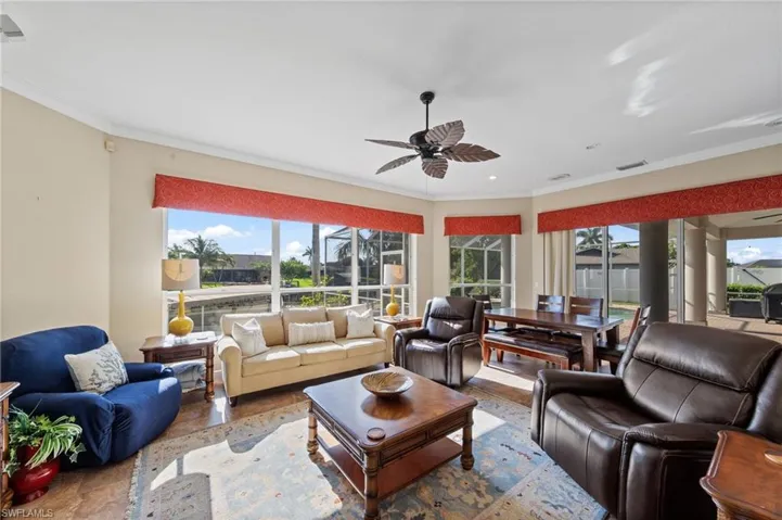 3733 Se 12th Pl, Cape Coral, Florida 33904
