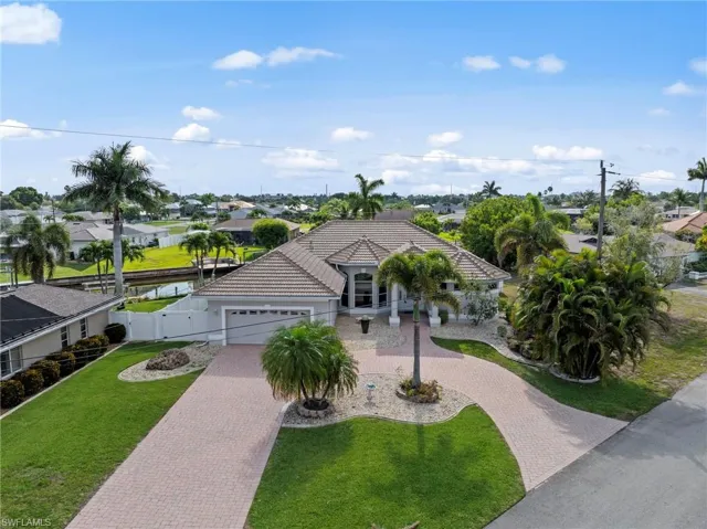 3733 Se 12th Pl, Cape Coral, Florida 33904