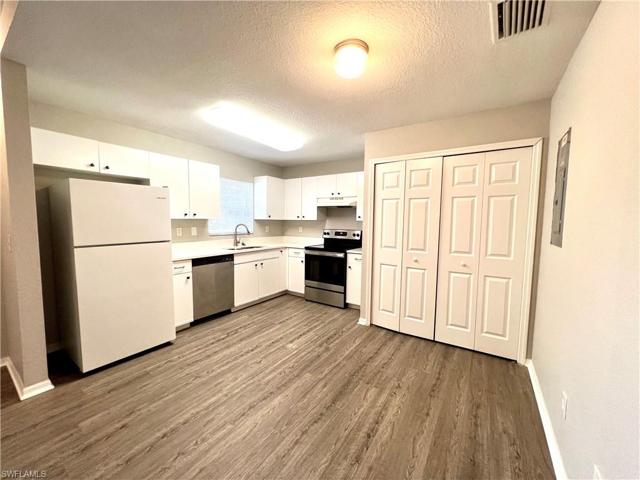 4629-4631  24th SW ST, LEHIGH ACRES, FL 33973