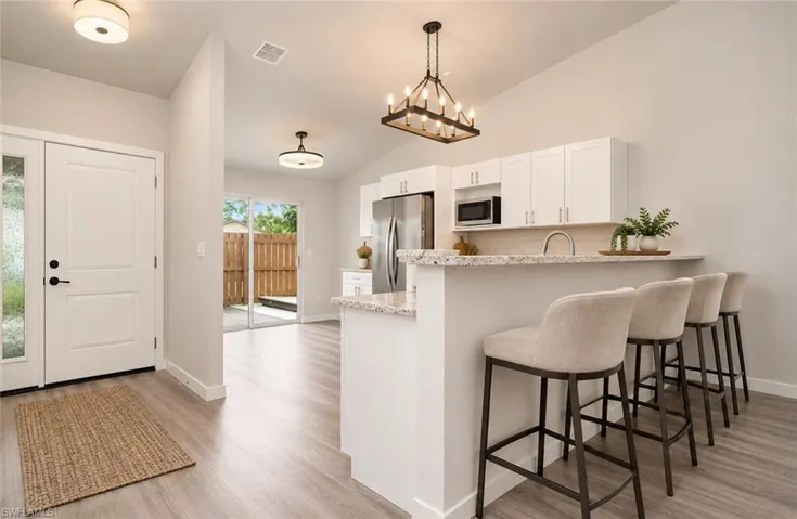 6450 Royal Woods Dr, Fort Myers, Florida 33908