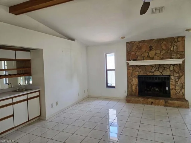 18682 Spruce Dr E, Fort Myers, Florida 33967