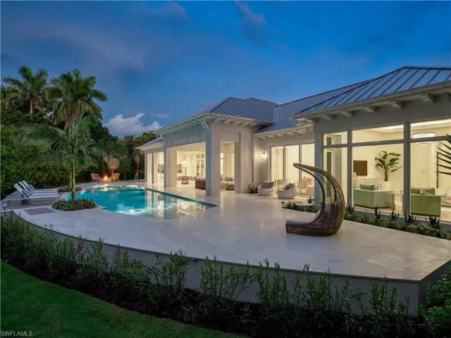 725 Pectin Rd, Naples, Florida 34102