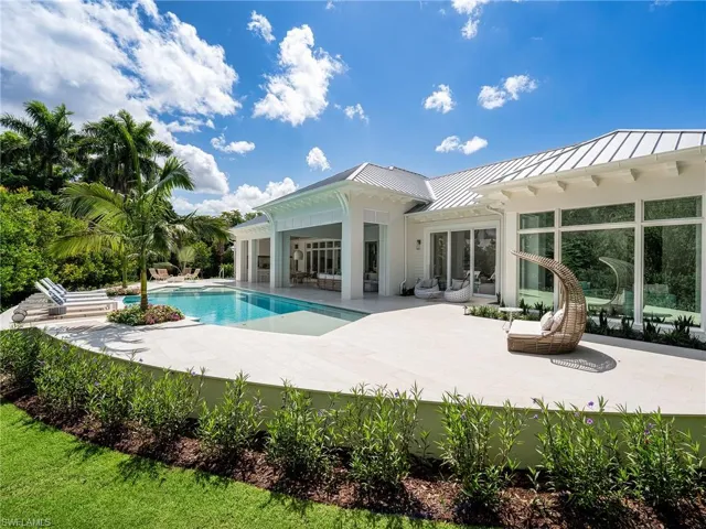 725 Pectin Rd, Naples, Florida 34102