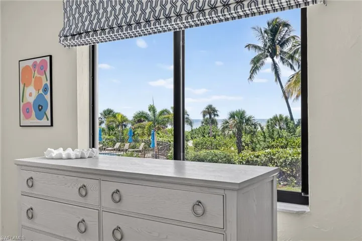 2929 W Gulf Dr 102, Sanibel, Florida 33957