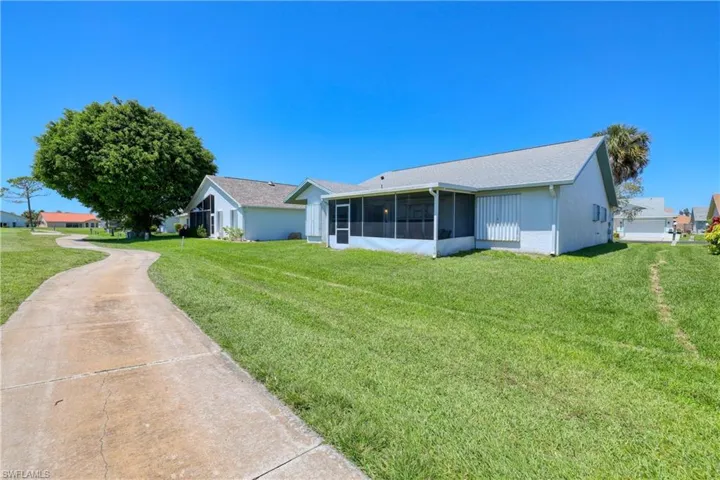 17855  Acacia  DR, North Fort Myers, FL 33917