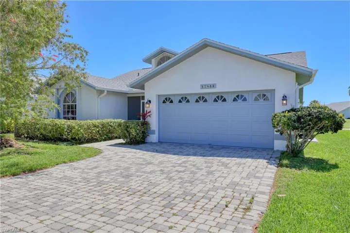 17855  Acacia  DR, North Fort Myers, FL 33917