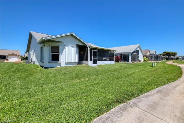 17855  Acacia  DR, North Fort Myers, FL 33917