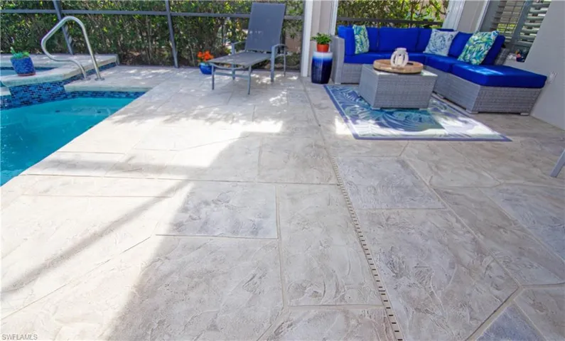Close up look at the stamped concrete patio.