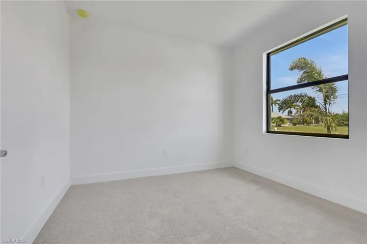 1408 Nw 2nd St, Cape Coral, Florida 33993