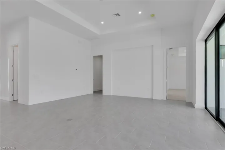 1408 Nw 2nd St, Cape Coral, Florida 33993