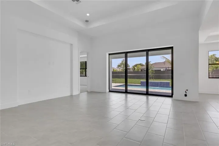 1408 Nw 2nd St, Cape Coral, Florida 33993