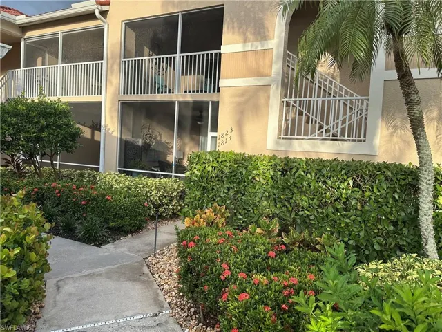 2860 Cypress Trace Cir 1823, Naples, Florida 34119