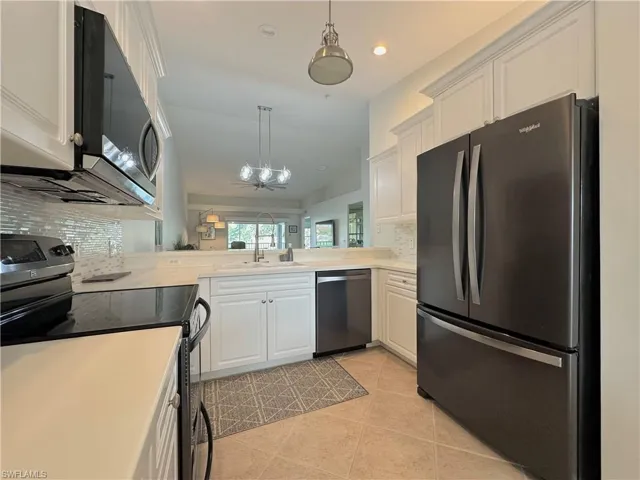 2860 Cypress Trace Cir 1823, Naples, Florida 34119