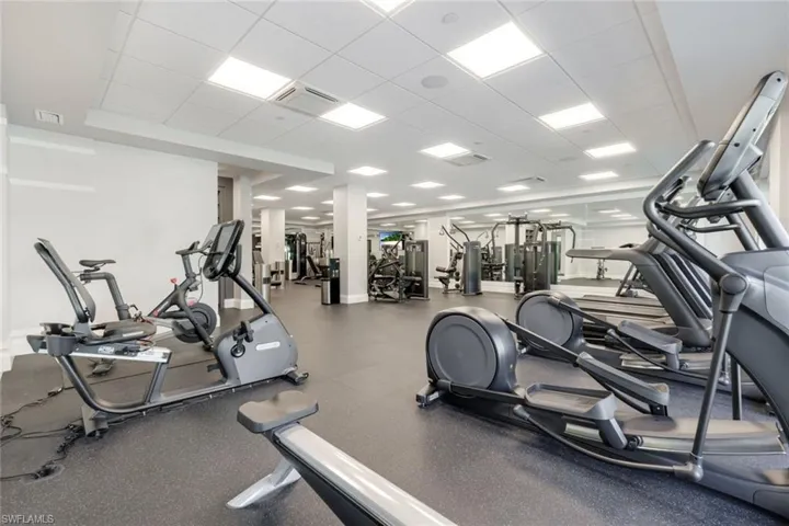 1130  3rd S AVE, Naples, FL 34102