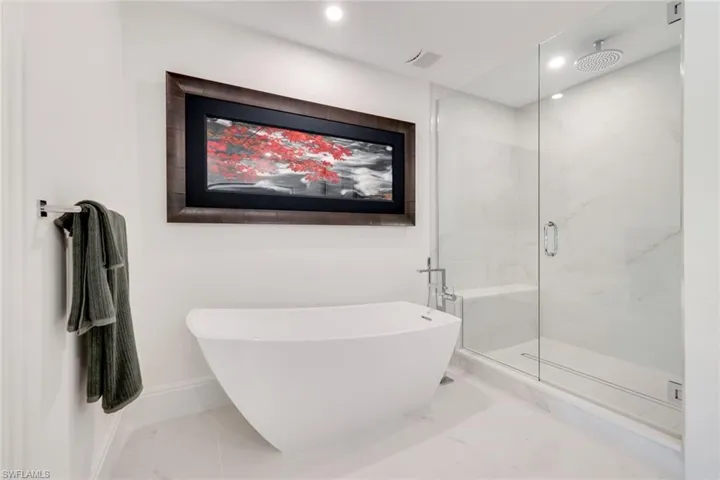 1130  3rd S AVE, Naples, FL 34102