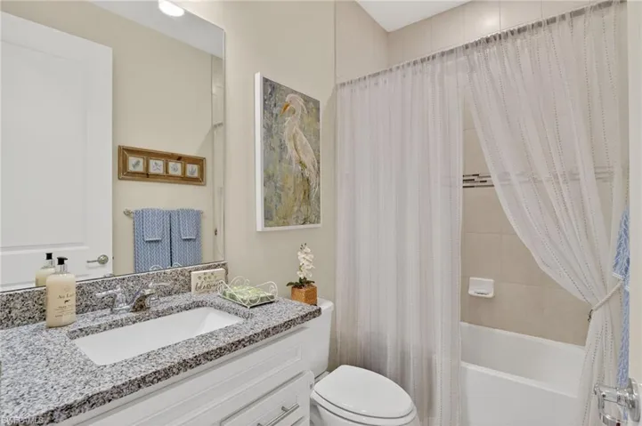 16133 Palmetto Prairie Dr, Alva, Florida 33920
