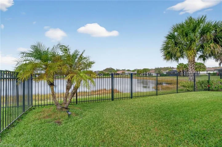 16133 Palmetto Prairie Dr, Alva, Florida 33920